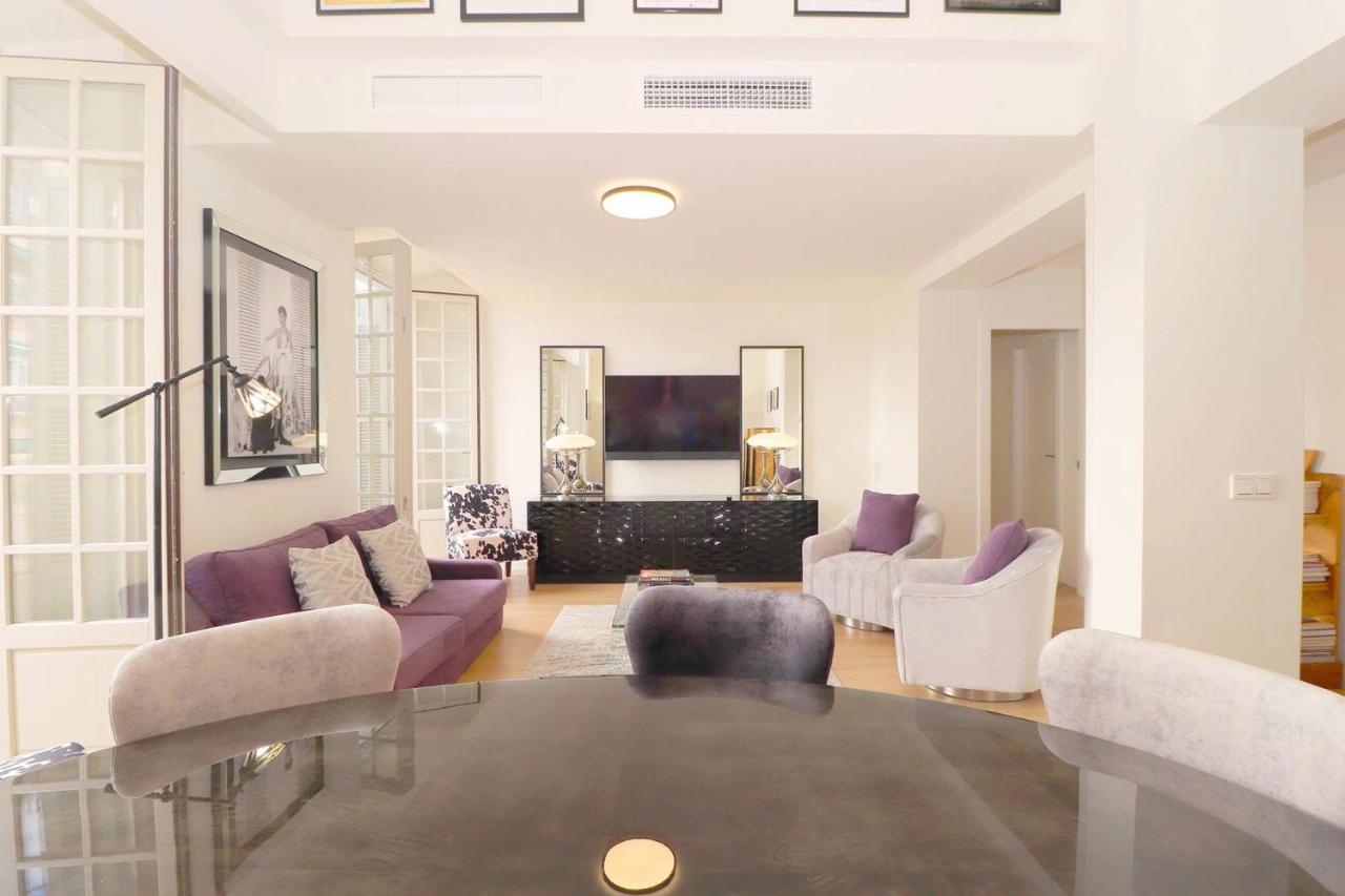 Del Parque Flats Exclusive Apartment Malaga Bagian luar foto