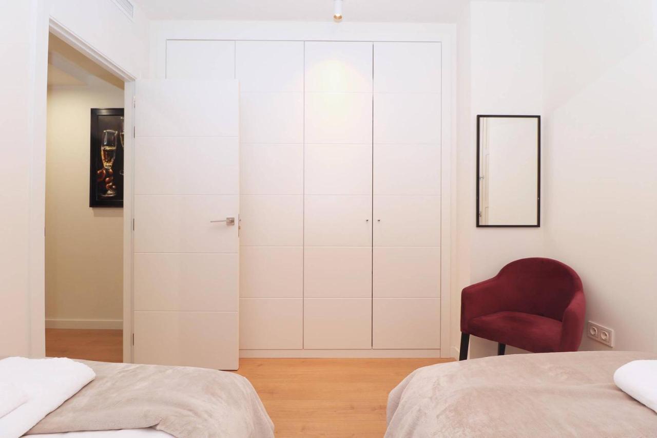 Del Parque Flats Exclusive Apartment Malaga Bagian luar foto
